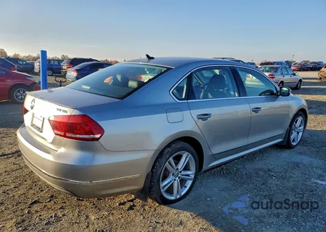 2014 Volkswagen Passat Sel из США, поврежденный, VIN 1VWCN7A3XEC092723